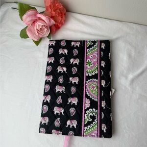 NWT Vera Bradley Pink Elephants Paperback Book Cover – Retired Pattern – 8” X 5”